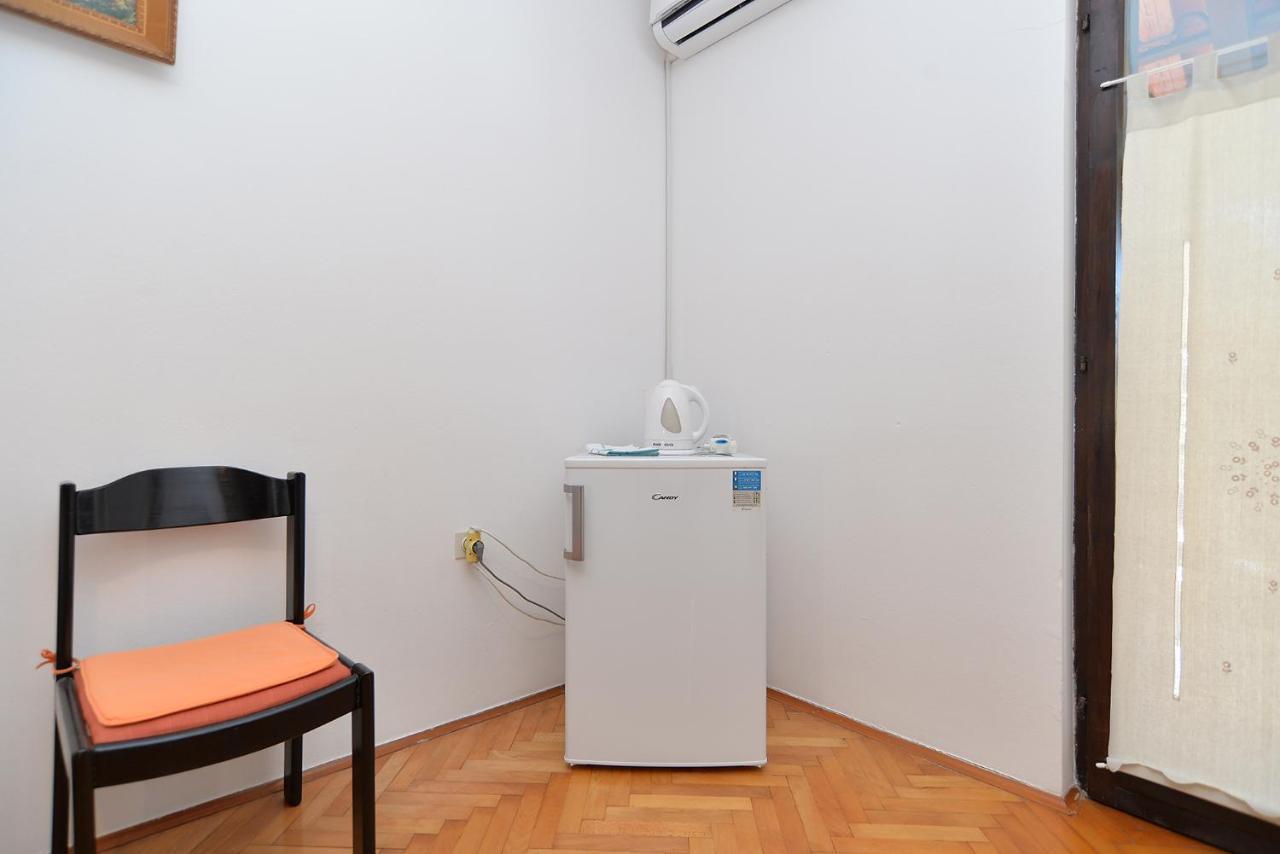 Rooms Veli Vrh 2208 พูลา ภายนอก รูปภาพ